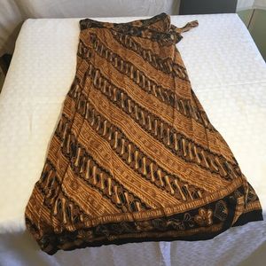 Long skirt floral island-inspired print career